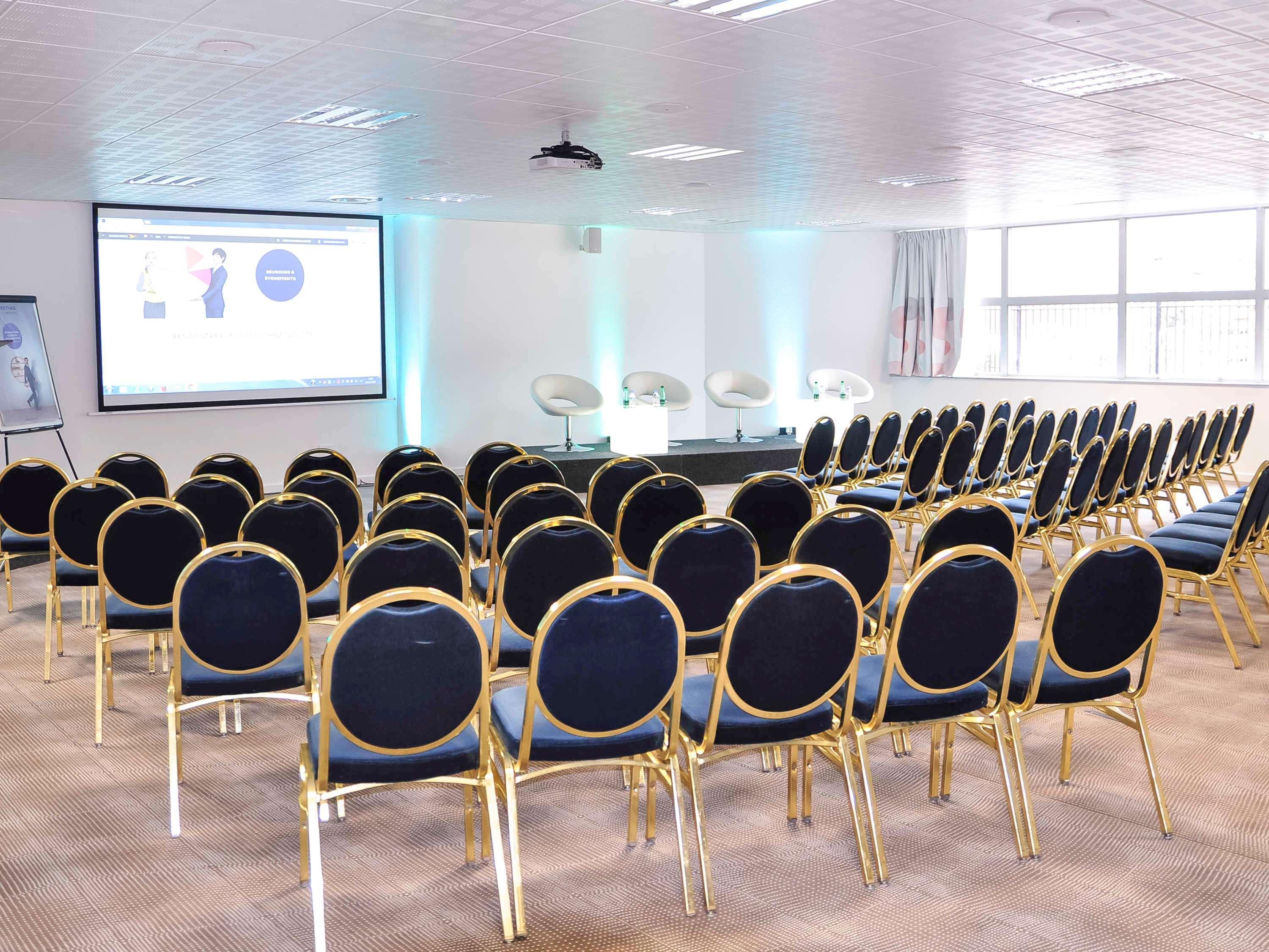 Novotel Nantes 4*